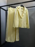 کت شلوار کره ای